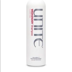 UNITE Weekender Clarifying Shampoo
